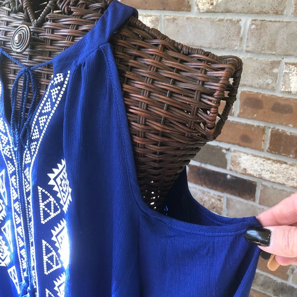 Beautiful Royal Blue Cold Shoulder Top - Picture 5 of 8
